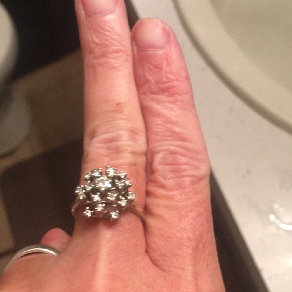 Cocktail ring